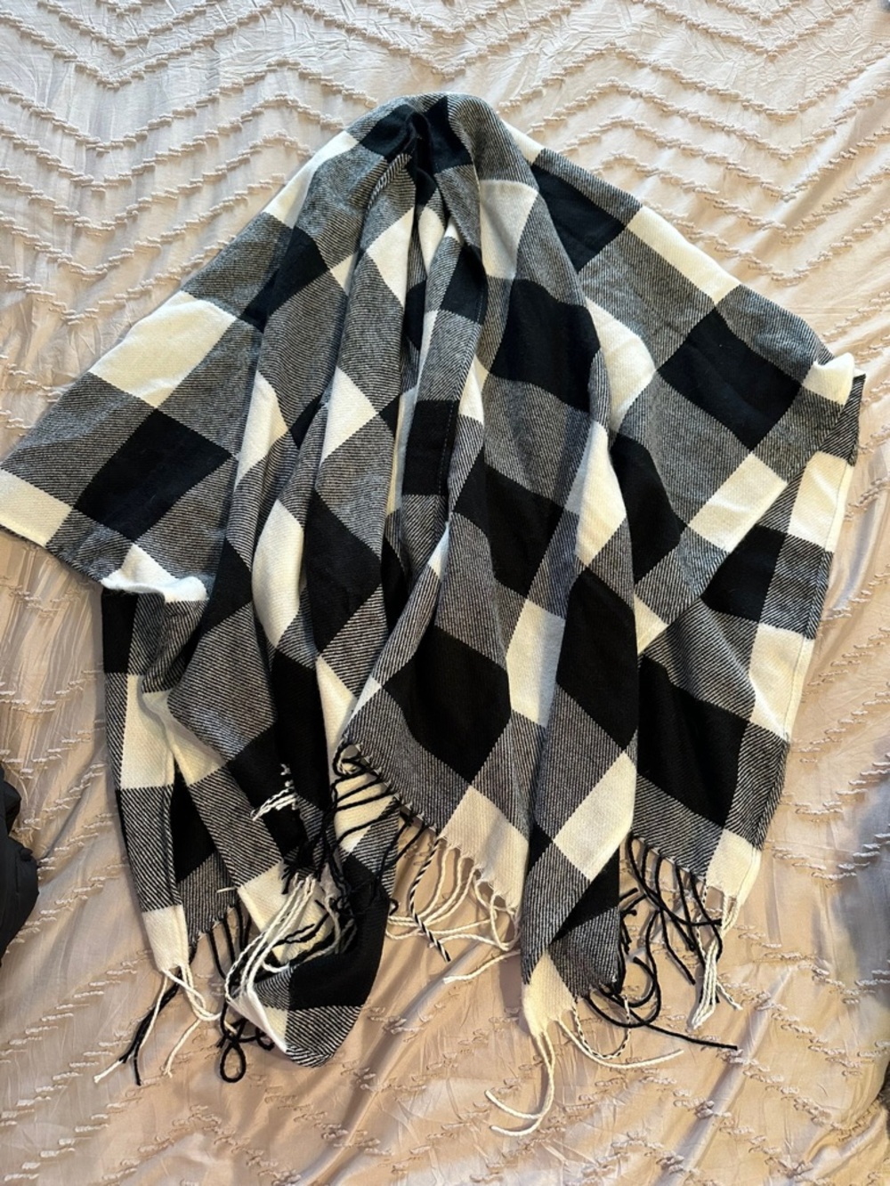 Black & White Buffalo Check Fringe Shawl